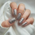 25 Classy Winter Nails to Keep Your Manicure Chic and Cozy