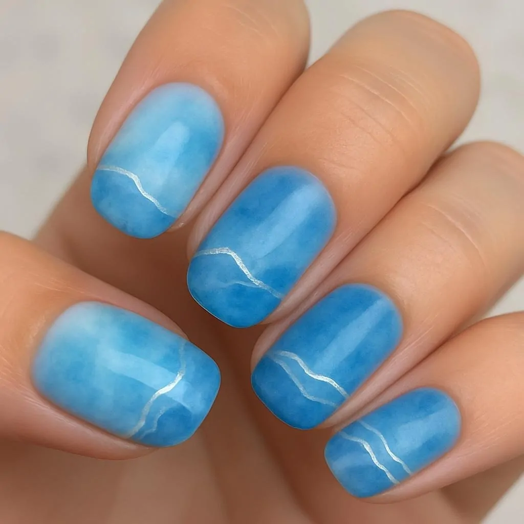 Cute winter nails in blue